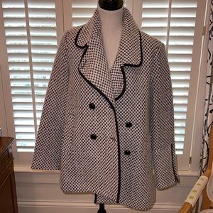 Hazel Black and White Houndstooth Coat